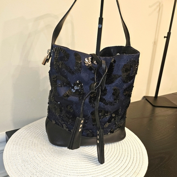 Louis Vuitton Handbags - Louis Vuitton LOVE PARIS Sequin Tote – Limited Edition 2014
